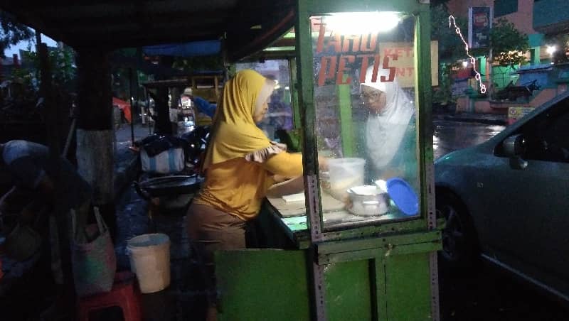 ketan intip magetan