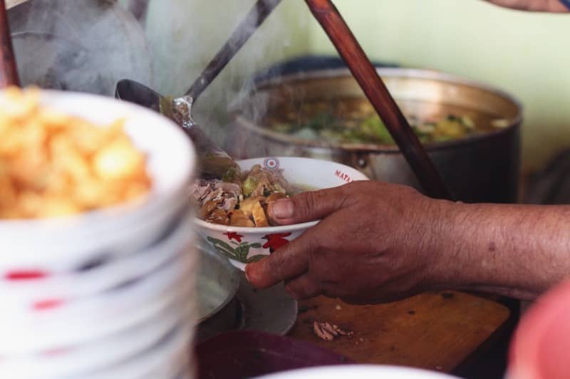 Soto Pak Syamsul Pasar Kolombo