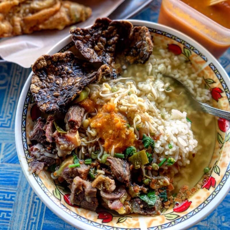 Soto Pak Syamsul Pasar Kolombo