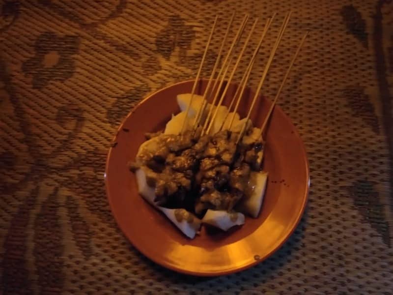 sate kelinci telaga sarangan