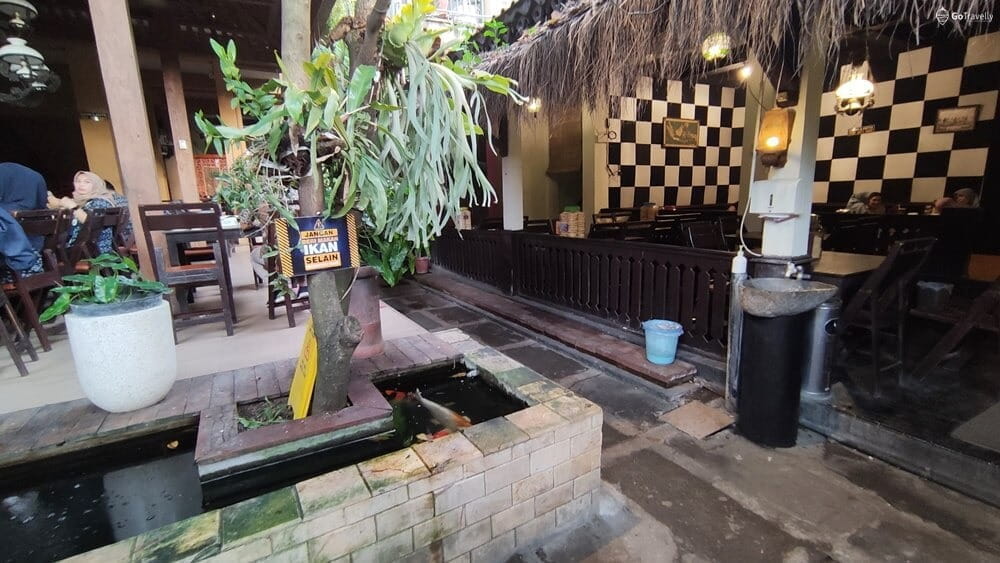 Rumah Makan Joglo Ponorogo
