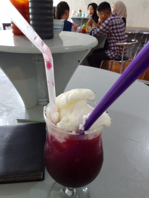 Rekomendasi cafe Bukittinggi