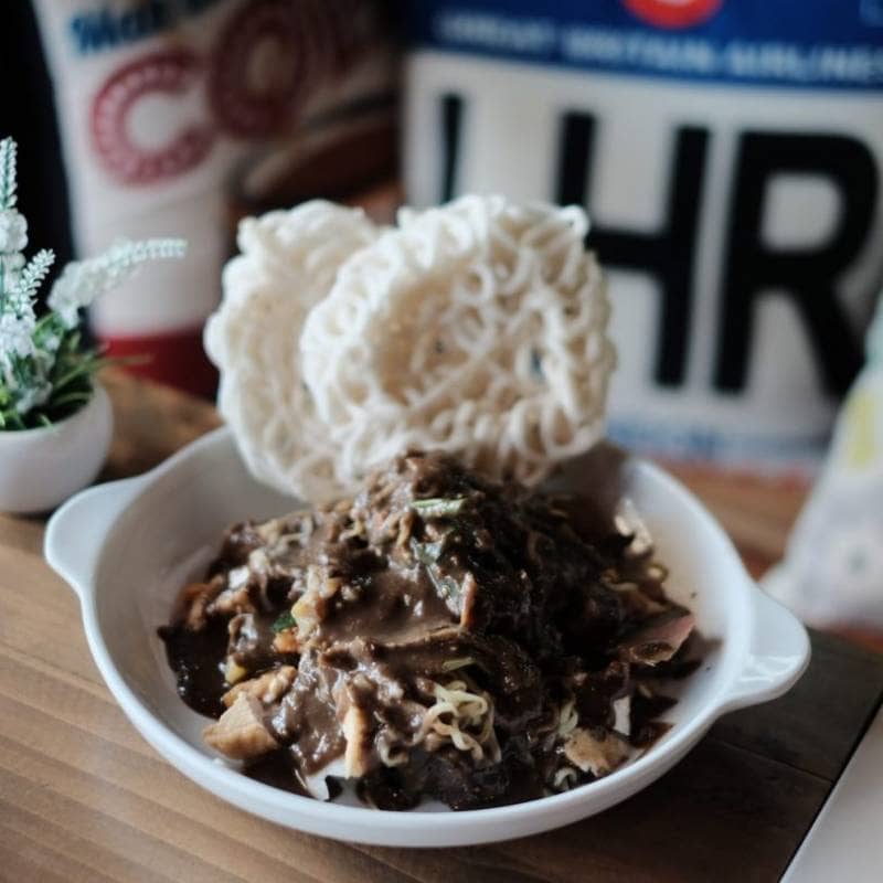 titik kumpul coffe & eatery