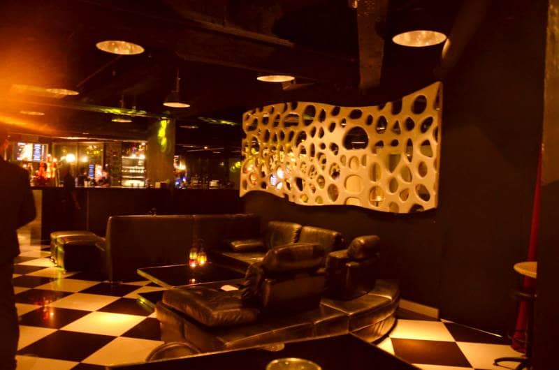 heli lounge bar