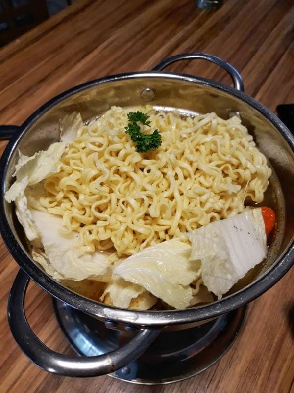 warung monopoli