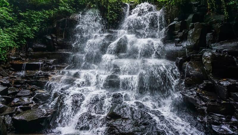 Air terjun Kanto Lampo