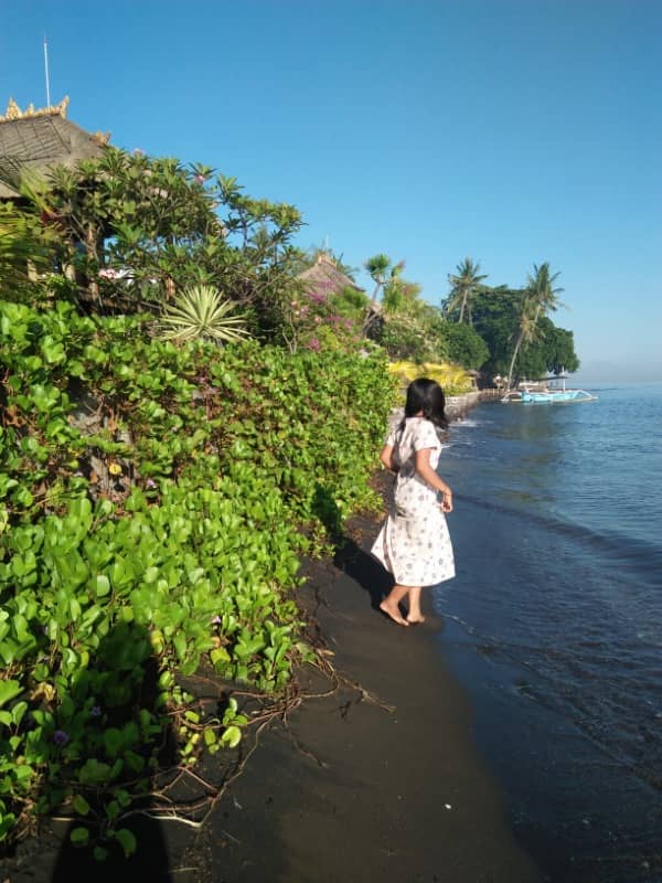 pantai lovina bali
