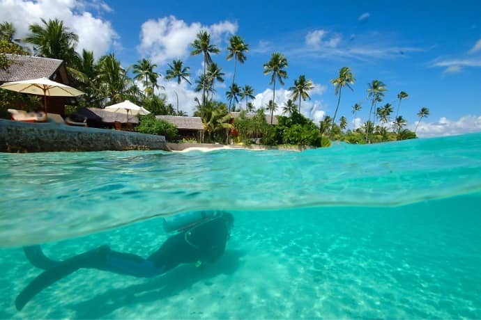 tomini bay