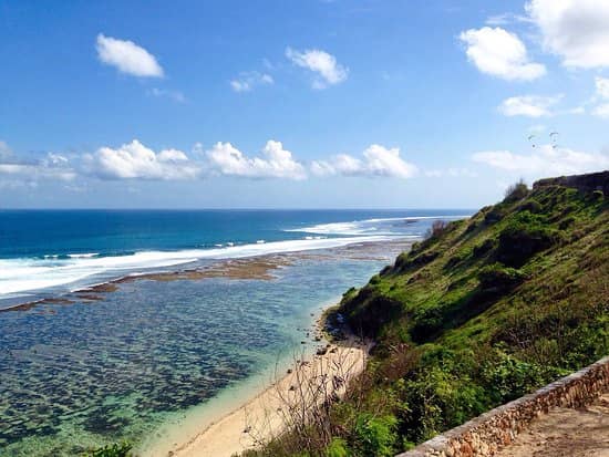 pantai gunung payung bali