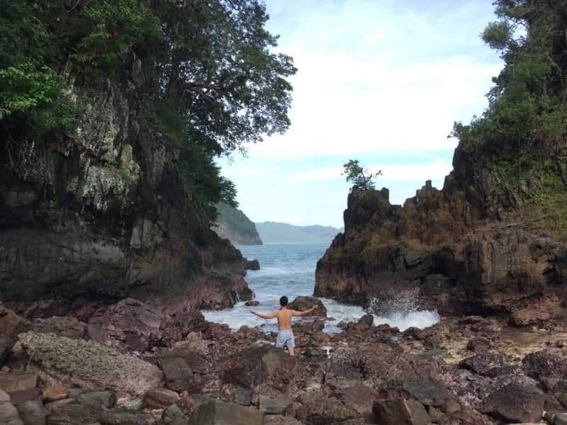 pantai teluk ijo