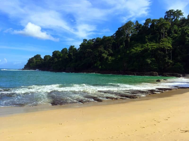 pantai teluk ijo
