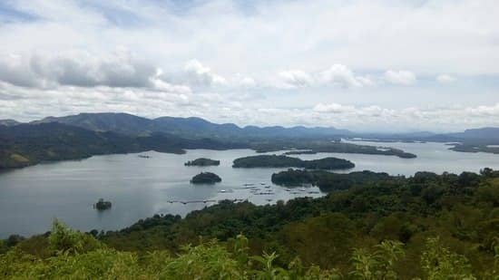 bukit batas waduk riam kanan