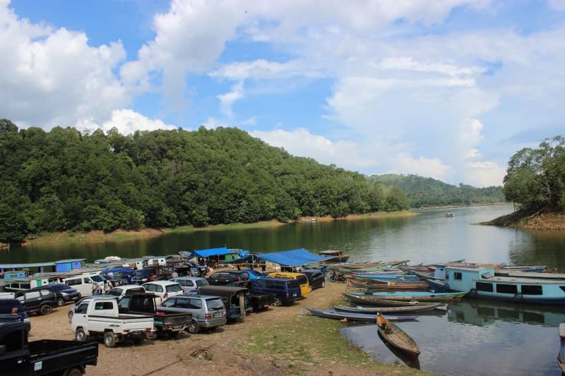 bukit batas waduk riam kanan