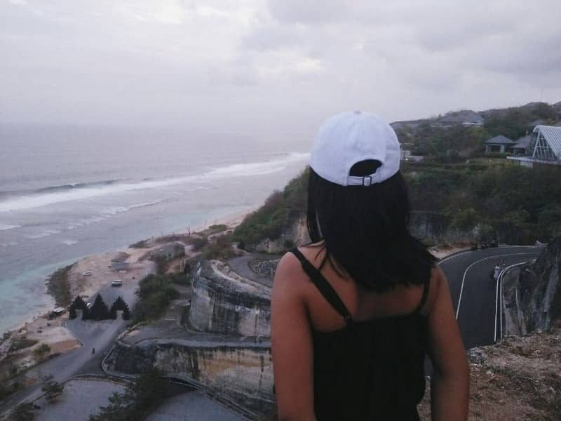 pantai melasti bali