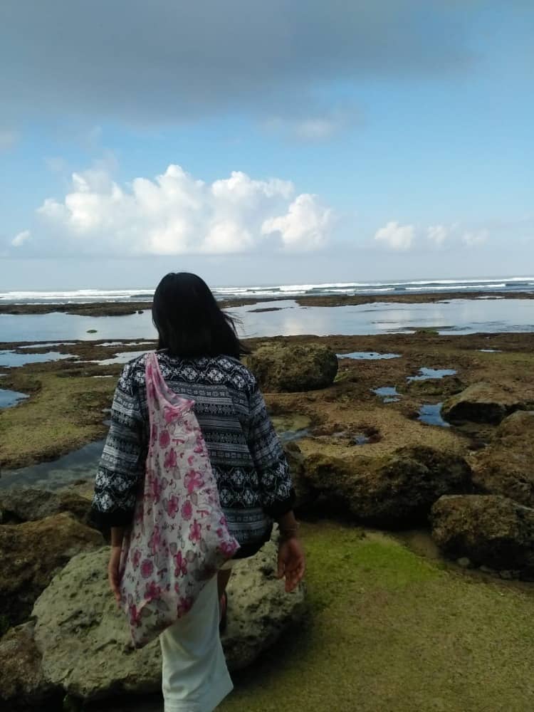 pantai melasti bali