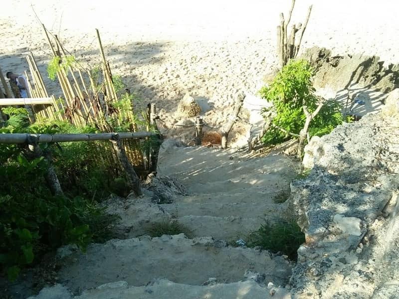 pantai melasti bali