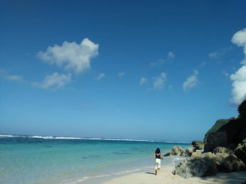 pantai melasti bali