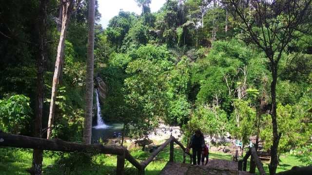 air terjun way lalaan lampung