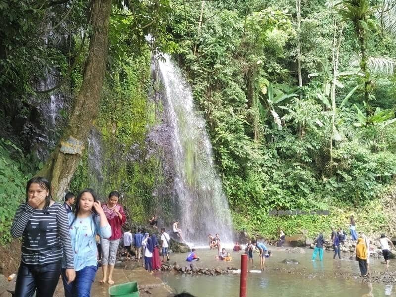 air terjun anglo lampung
