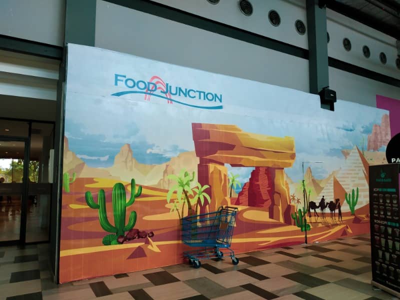 pintu masuk food junction