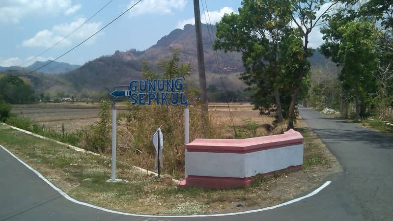 gunung sepikul sukoharjo