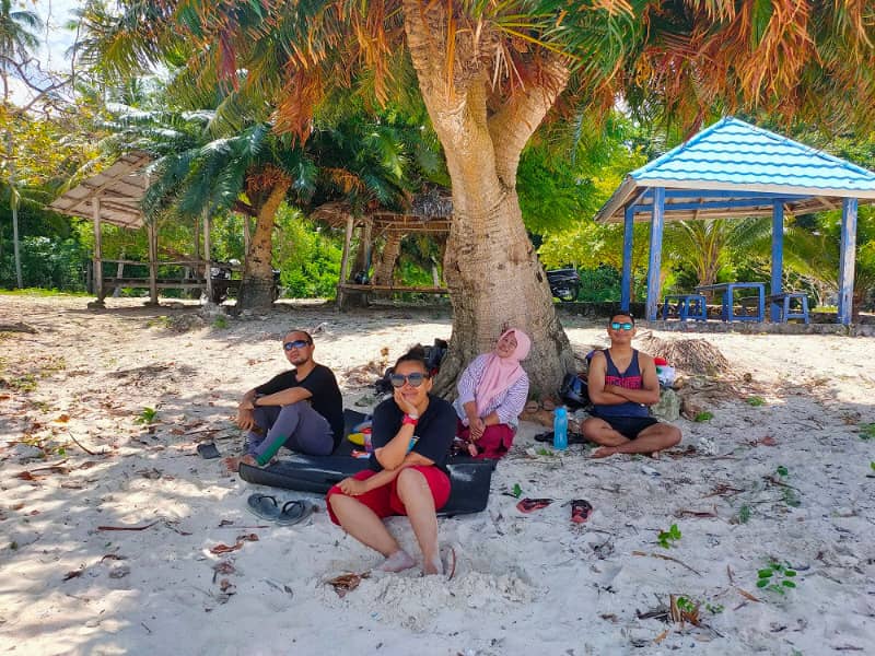 pantai jodoh buton selatan