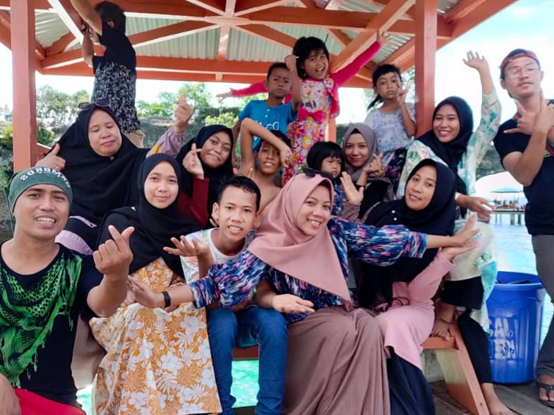 destinasi wisata tereknal di bau bau Sulawesi