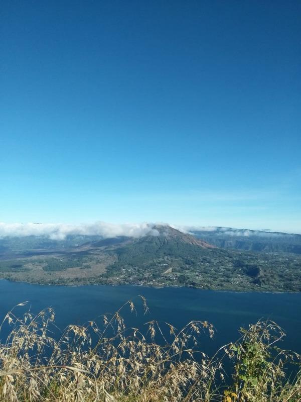 Puncak Bukit Trunyan Bali
