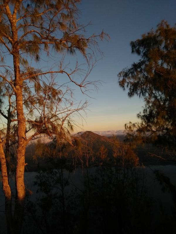 Puncak Bukit Trunyan Bali