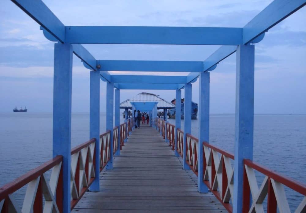 pantai alam indah tegal