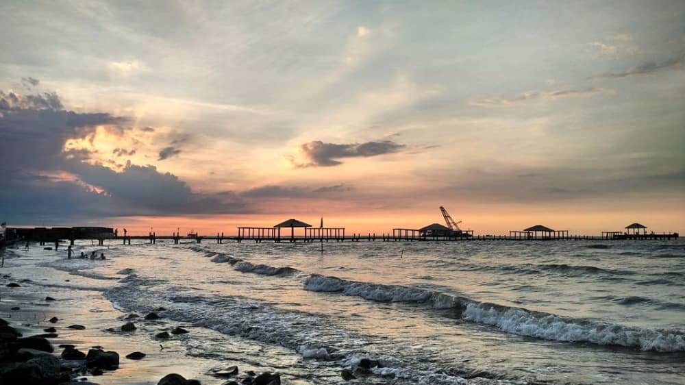 pantai alam indah tegal