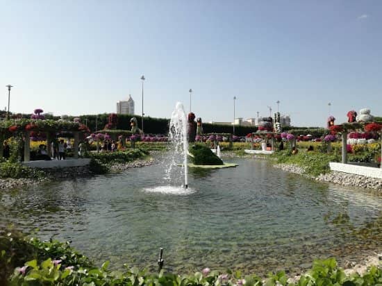 dubai miracle garden